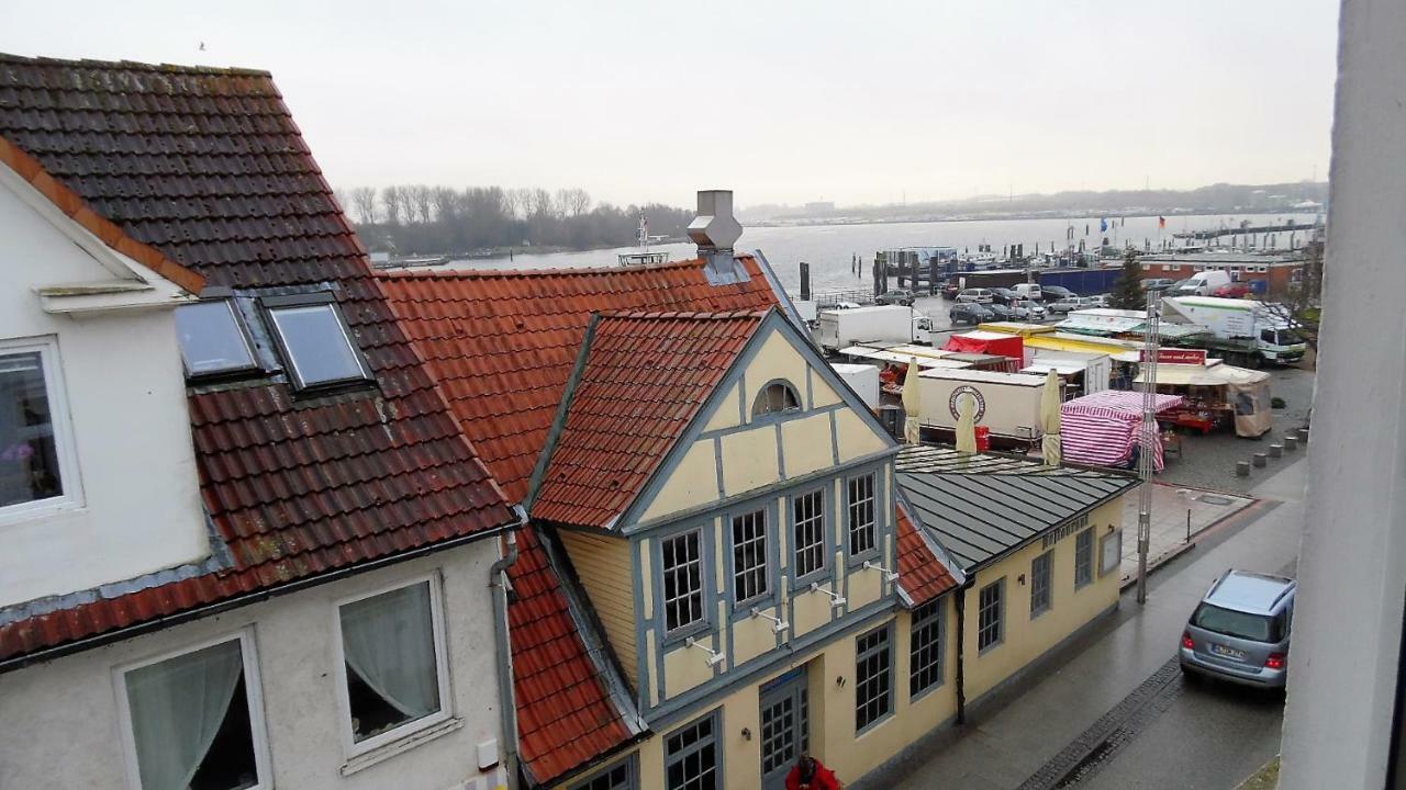 Rooming24, Kleine Pension Lübeck Eksteriør billede