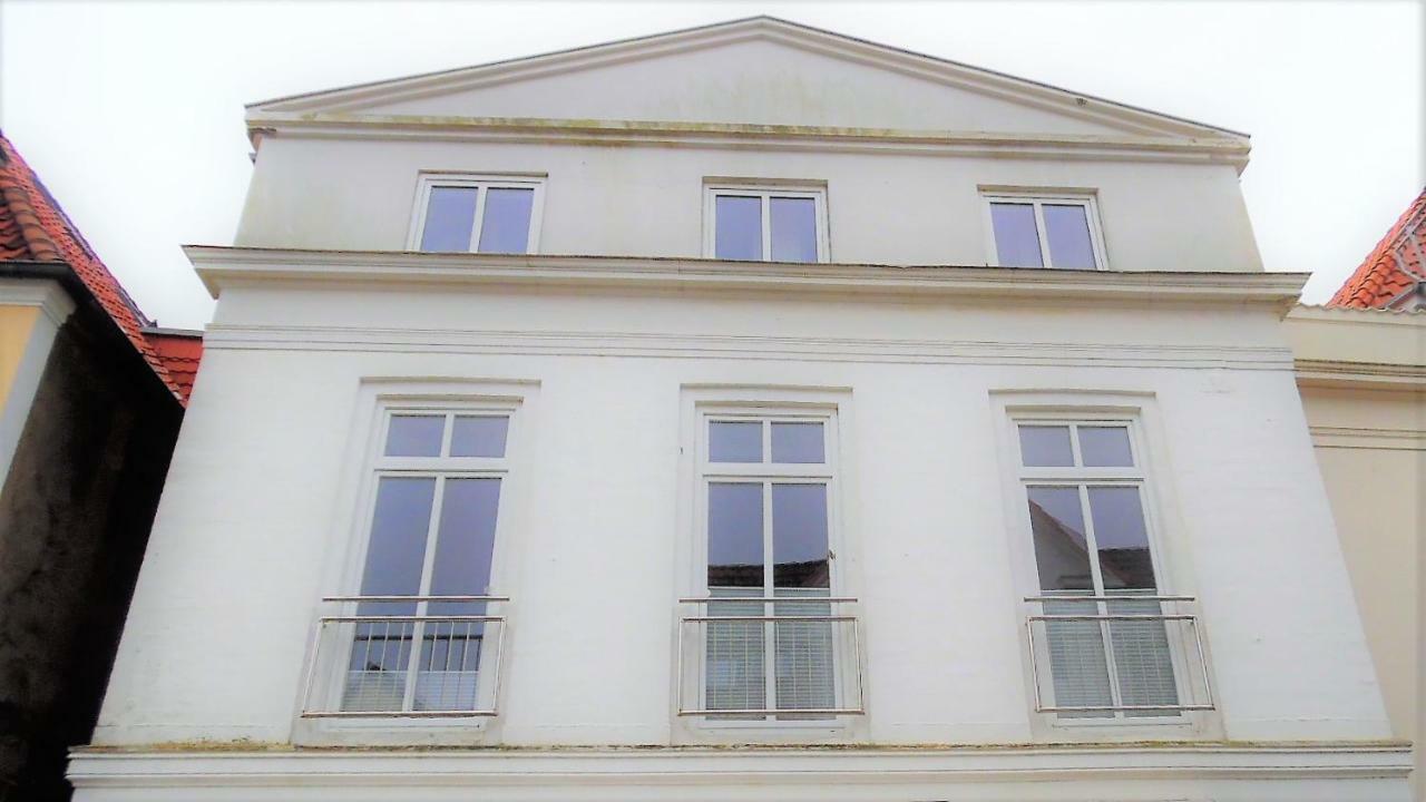 Rooming24, Kleine Pension Lübeck Eksteriør billede