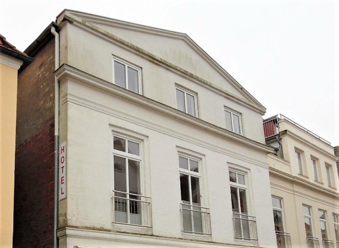 Rooming24, Kleine Pension Lübeck Eksteriør billede