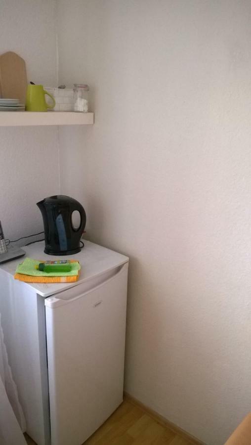 Rooming24, Kleine Pension Lübeck Eksteriør billede
