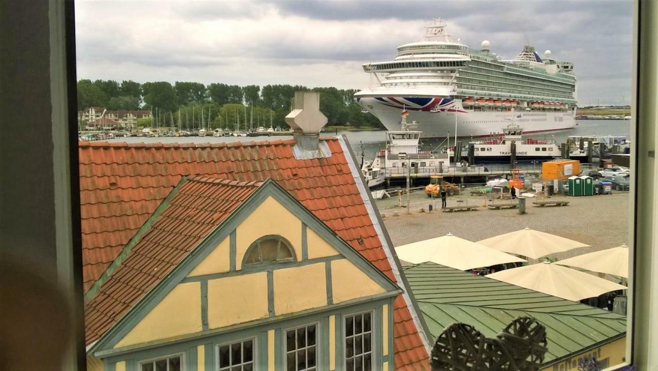 Rooming24, Kleine Pension Lübeck Eksteriør billede